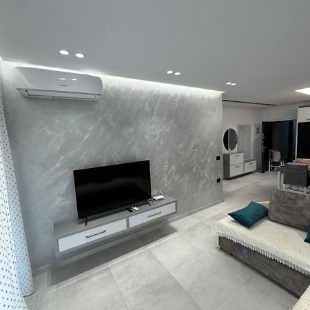 Alpha Lux Apartment Саранда Екстер'єр фото