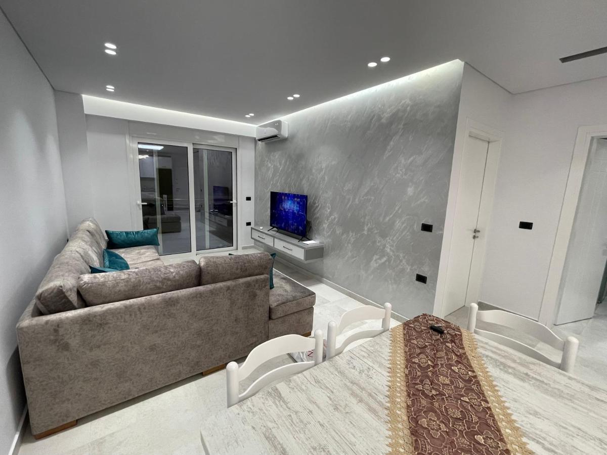 Alpha Lux Apartment Саранда Екстер'єр фото
